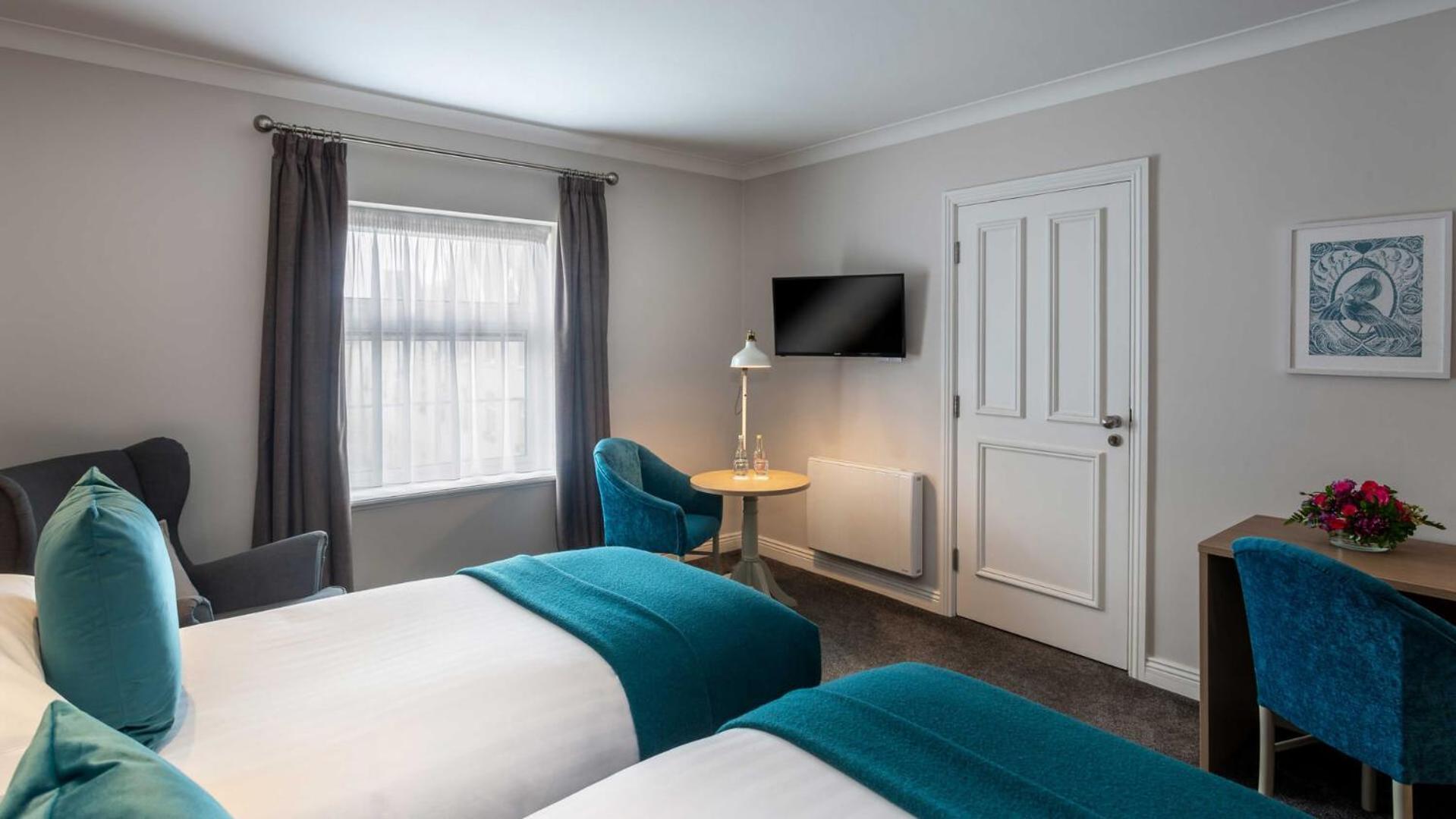 Hotel Tulip Near Delhi Airport 뉴델리 객실 사진
